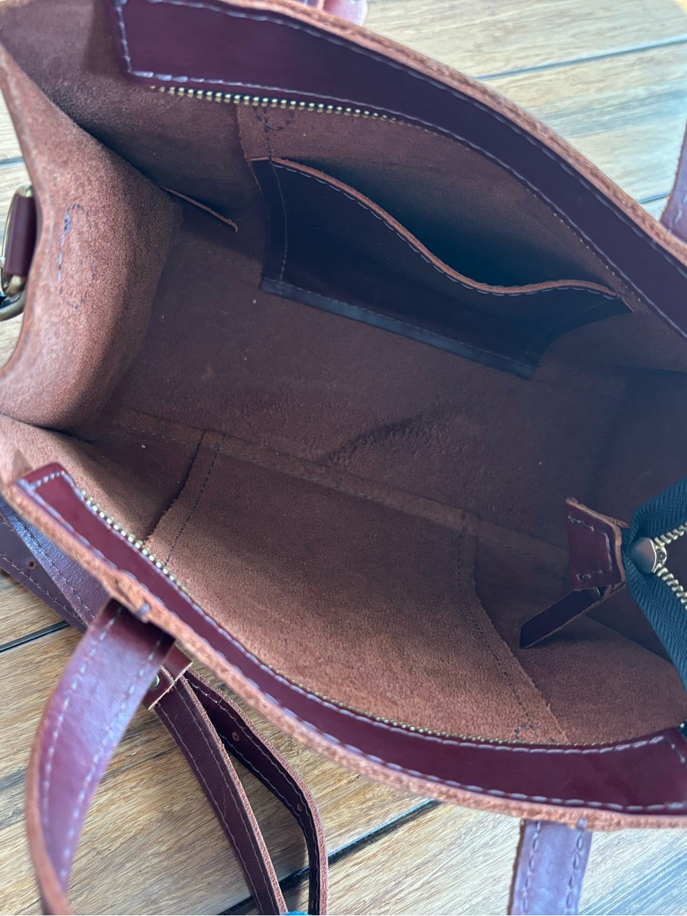 Portland Leather Cognac Medium Lola Crossbody Tote Bag Adjustable Strap - Picture 5 of 8